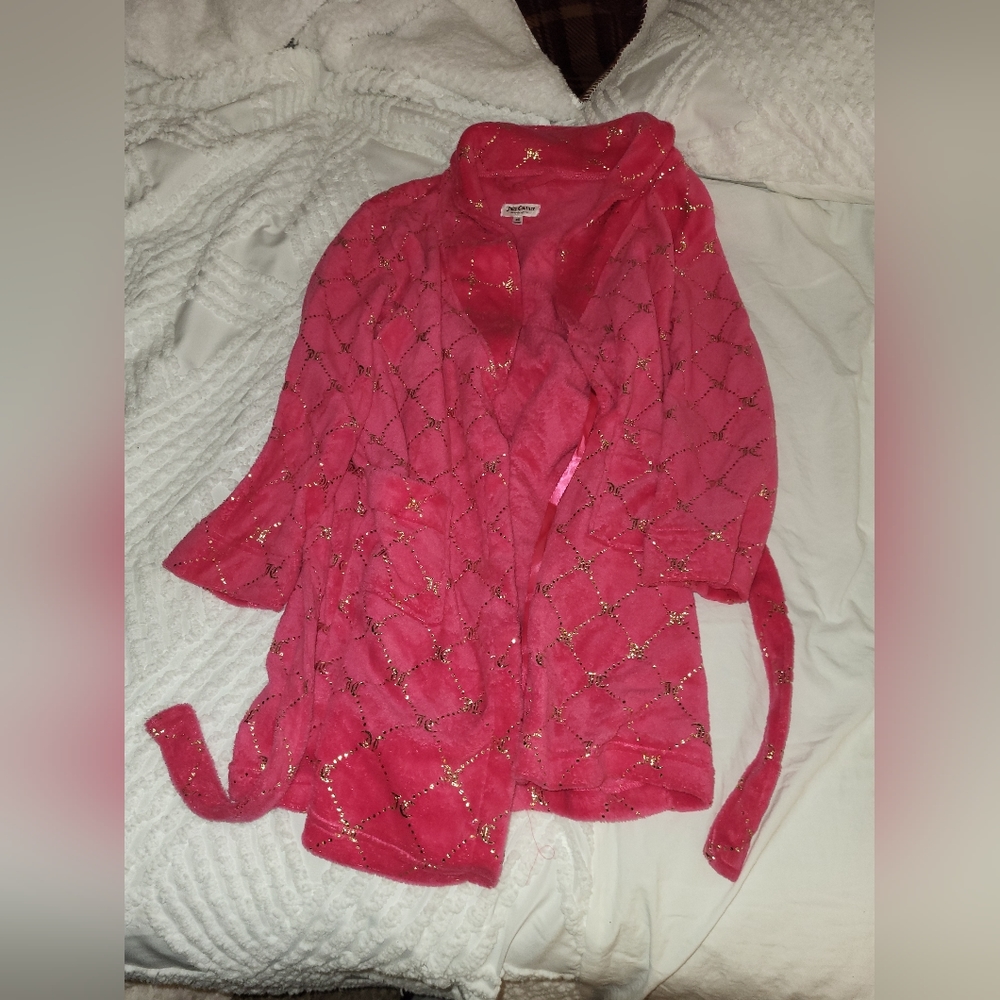 Girls Fuzzy Robe size 10/12